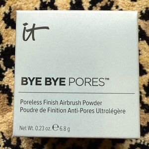 IT Cosmetics Bye Bye Pores (NIB)